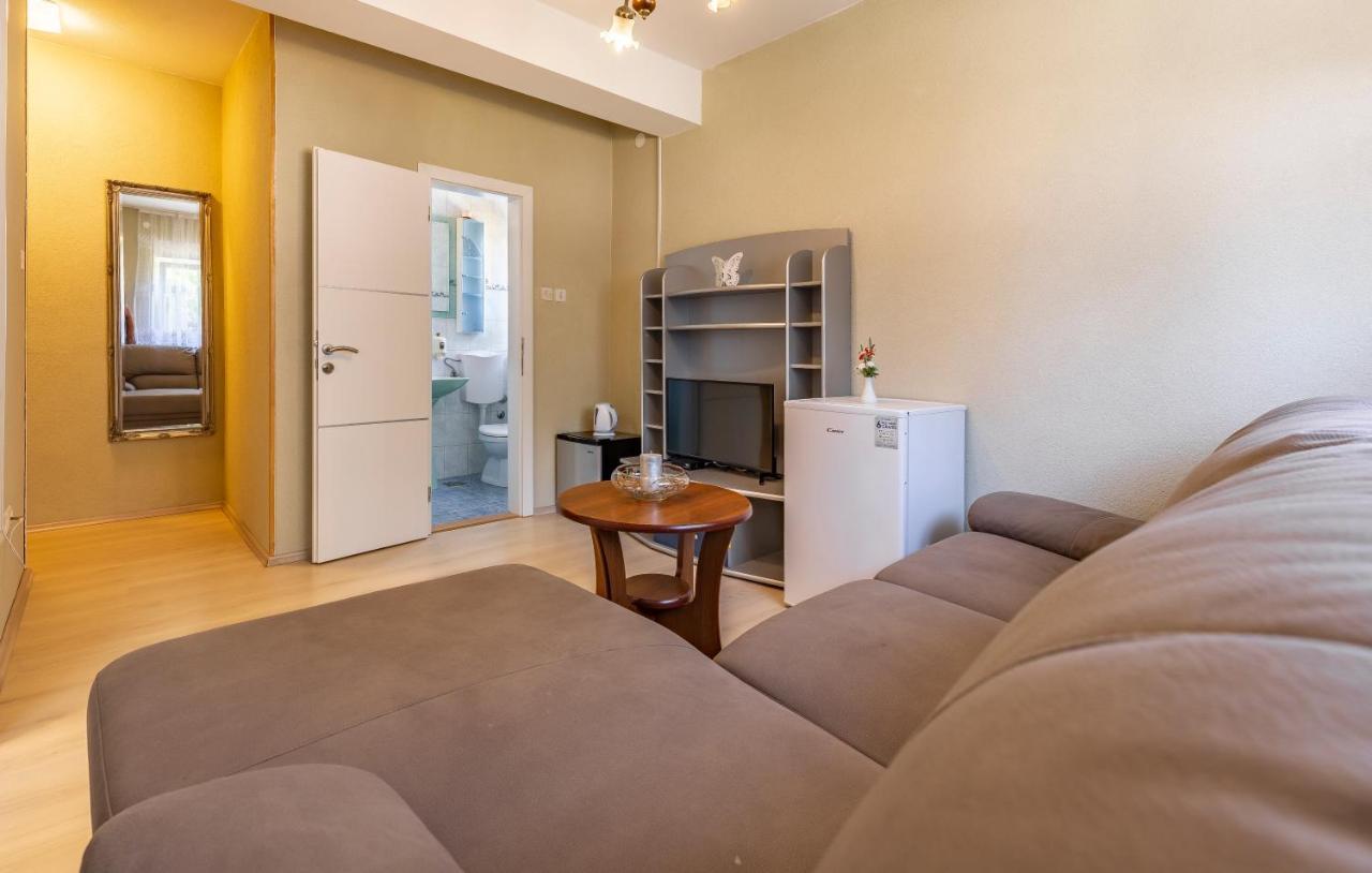 Rooms Giovanni Medulin Buitenkant foto